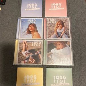 1989 (Taylor’s Version) Deluxe CDs with Polaroids